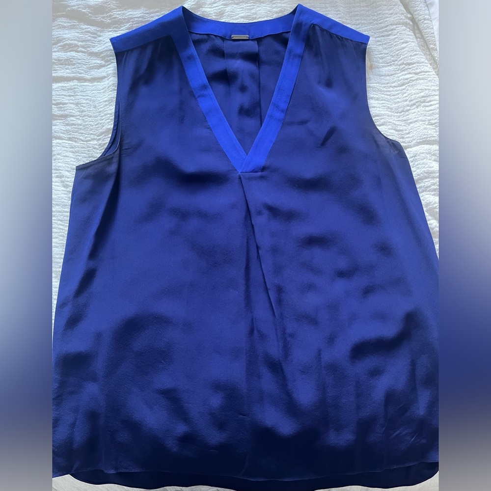 Tahari silk tank in indigo colorblock